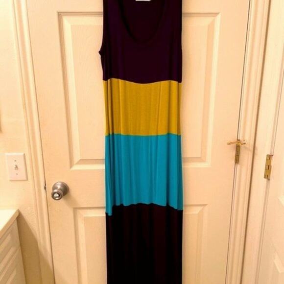 Calvin Klein Striped Stretch Jersey Knit Maxi Dress Multi colored size 10 - Picture 3 of 8